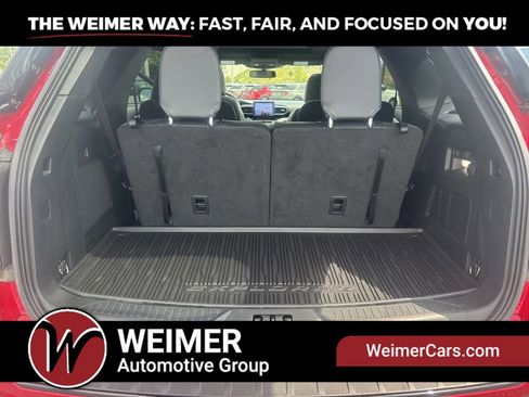 Used 2023 Ford Explorer ST-Line w/ Class IV Trailer Tow Package AWD/4WD image 9