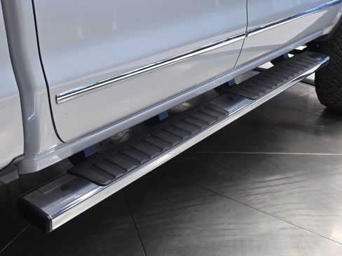 Used 2018 GMC Sierra 1500 SLT image 12