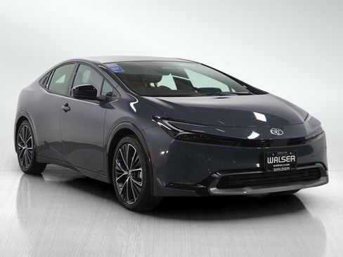 Used 2025 Toyota Prius Limited image 7