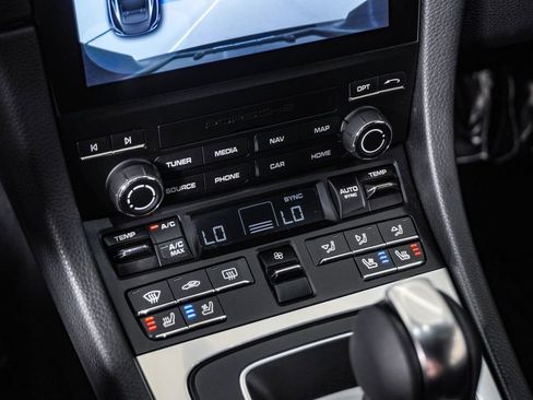 Certified 2025 Porsche 718 Cayman RWD image 24