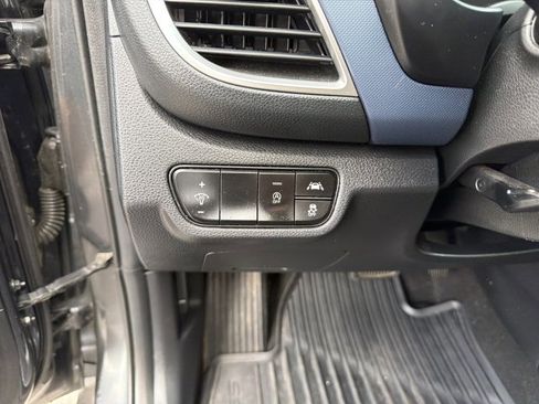 Used 2021 Kia Seltos S AWD/4WD image 17