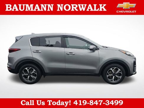 Used 2022 Kia Sportage LX FWD image 9