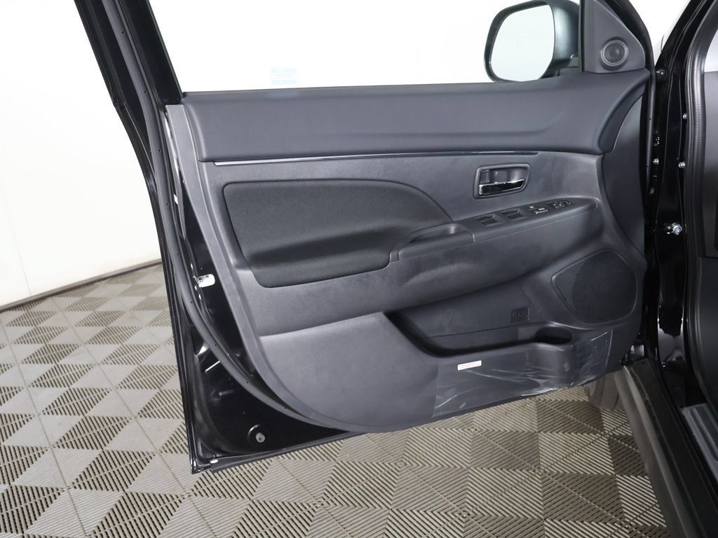 New 2027 Mitsubishi Outlander Sport ES AWD/4WD image 19