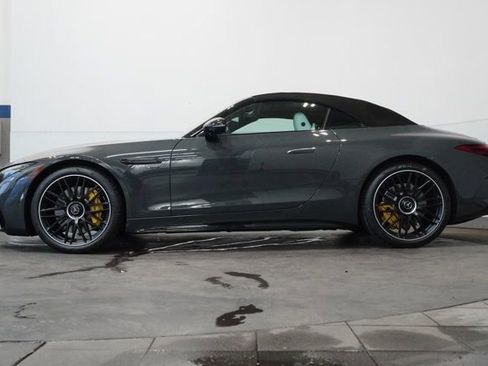 New 2025 Mercedes-Benz SL 63 AMG 4MATIC image 11