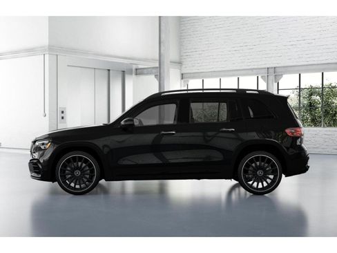 New 2026 Mercedes-Benz GLB 35 AMG 4MATIC image 33