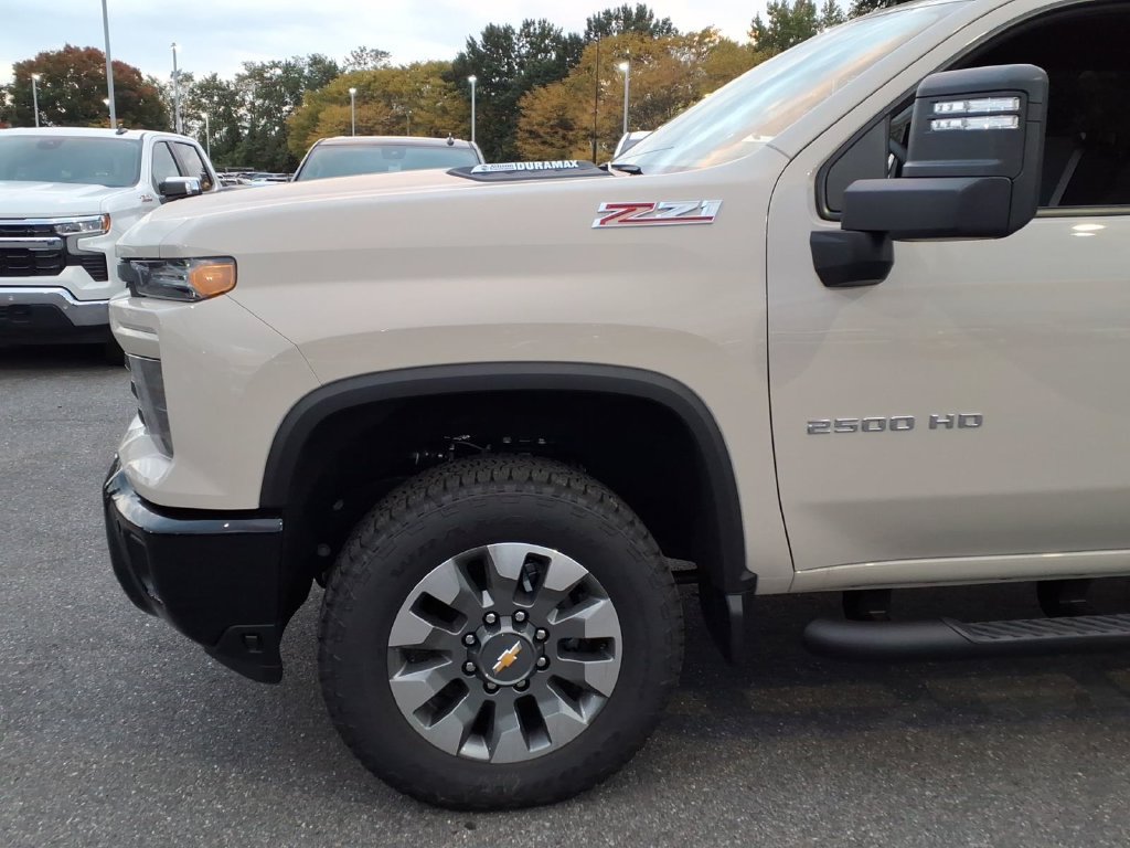 New 2026 Chevrolet Silverado 2500 Custom w/ Custom Value Package AWD/4WD image 7