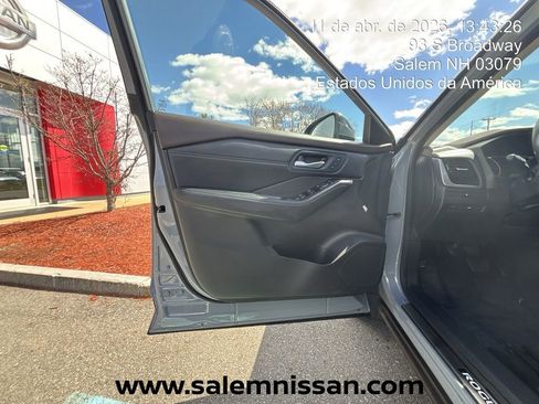 Certified 2023 Nissan Rogue SL w/ SL Premium Package image 13