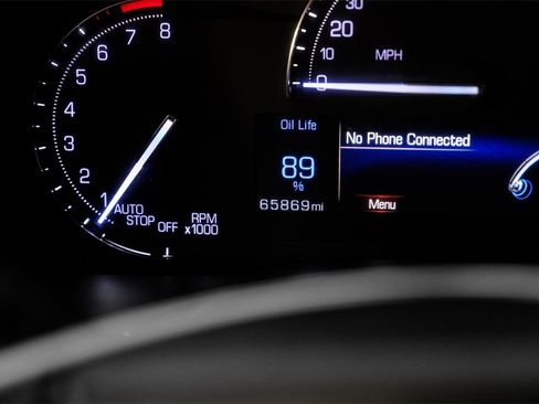 Used 2017 Cadillac XT5 Premium Luxury w/ Driver Assist Package image 19