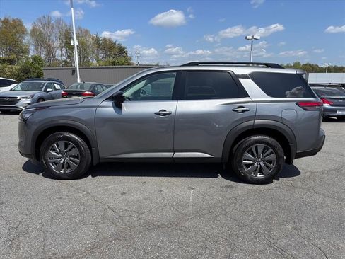 New 2026 Nissan Pathfinder SV AWD/4WD image 18