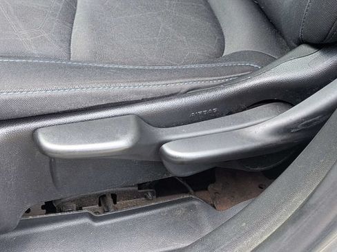 Used 2017 Chevrolet Volt LT FWD image 18
