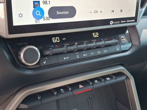 Used 2022 Toyota Tundra SR5 w/ SR5 Premium Package image 15