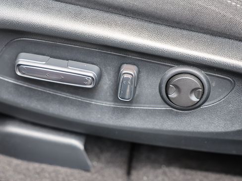Certified 2024 Honda CR-V EX image 13