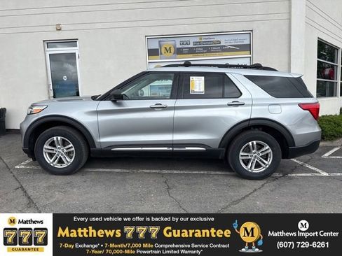 Used 2023 Ford Explorer XLT w/ Equipment Group 202A AWD/4WD image 1