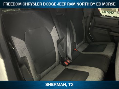 Used 2025 Ford Bronco Big Bend image 10