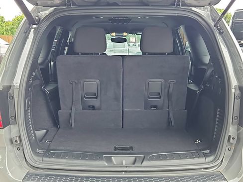 Certified 2023 Dodge Durango GT w/ Blacktop Package AWD/4WD image 10