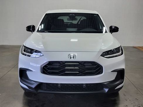 Certified 2023 Honda HR-V Sport image 3