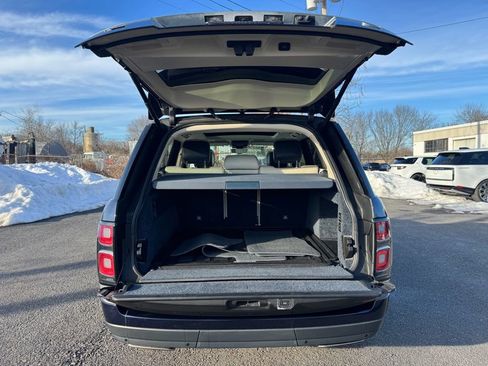 Used 2021 Land Rover Range Rover Westminster Edition image 4