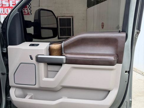 Used 2019 Ford F450 Limited AWD/4WD image 21