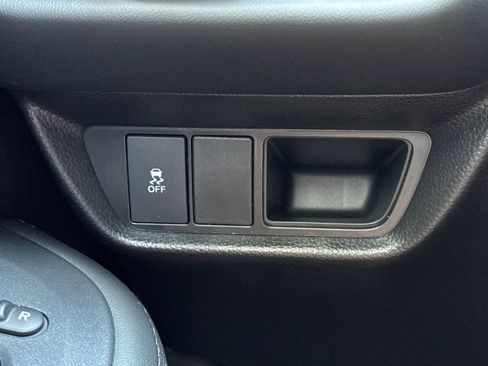 New 2026 Honda HR-V LX image 31