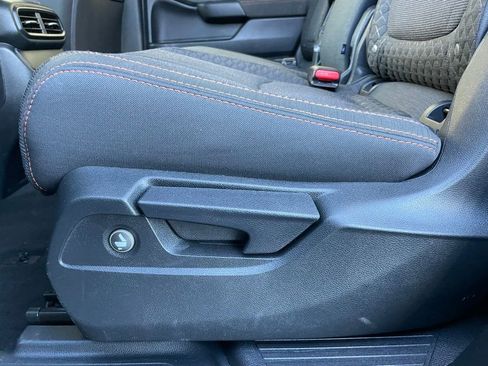 Certified 2025 Honda Pilot Sport image 38