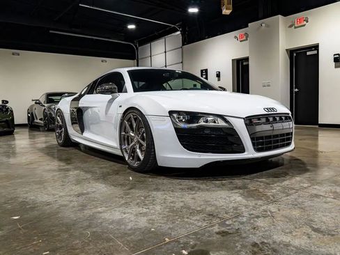 Used 2012 Audi R8 V10 image 14