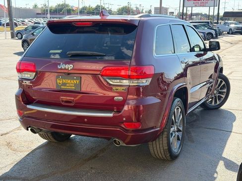 Used 2017 Jeep Grand Cherokee Overland RWD image 7