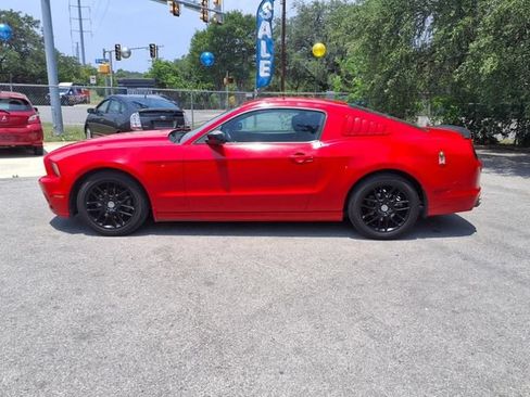 Used 2014 Ford Mustang Coupe w/ Equipment Group 102A RWD image 4