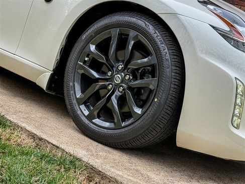 Used 2020 Nissan 370Z Coupe image 30