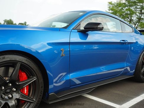 Used 2021 Ford Mustang Shelby GT500 w/ Carbon Fiber Track Pack RWD image 67