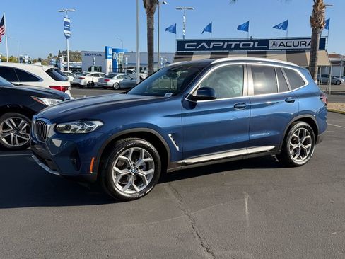 Used 2022 BMW X3 xDrive30i w/ Premium Package AWD/4WD image 4