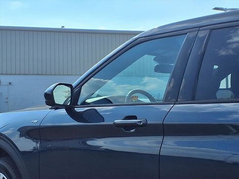 Used 2022 Ford Explorer ST-Line image 22