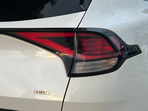 Used 2023 Kia Sportage LX image 25