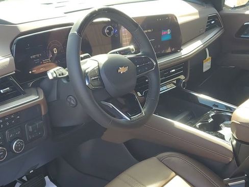 New 2026 Chevrolet Suburban High Country image 10