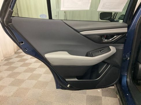 Used 2022 Subaru Outback Premium image 34