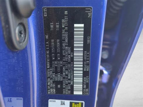 Certified 2025 Toyota Corolla Cross XLE FWD image 29