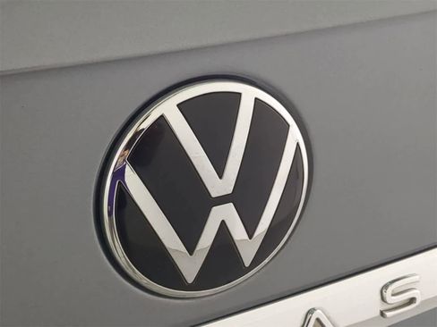 Used 2022 Volkswagen Atlas SE image 11