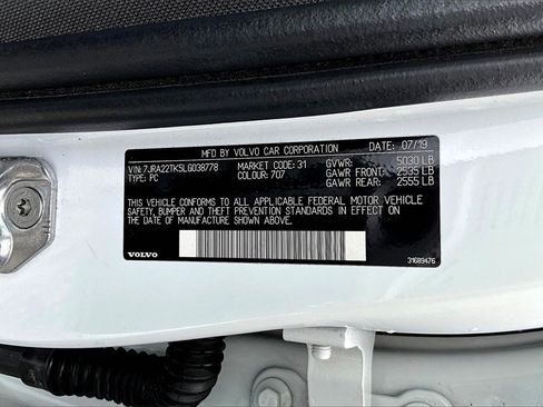 Used 2020 Volvo S60 T6 Momentum image 30