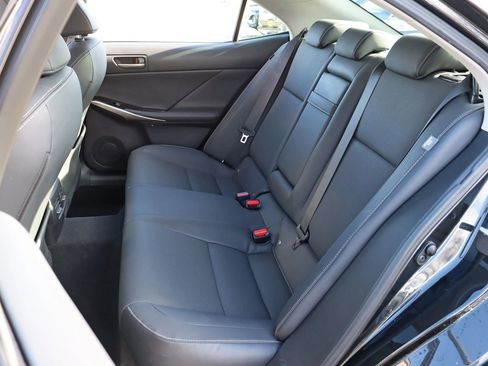 Used 2020 Lexus IS 300 AWD w/ Premium Package image 29