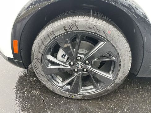 New 2026 Buick Envision Sport Touring AWD/4WD image 10