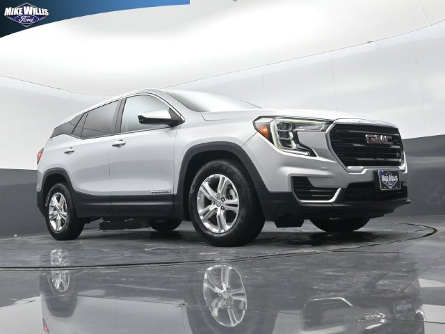 Used 2022 GMC Terrain SLE FWD image 17