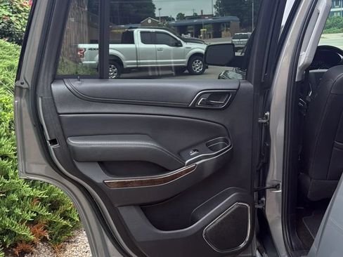 Used 2018 Chevrolet Tahoe LT RWD image 38