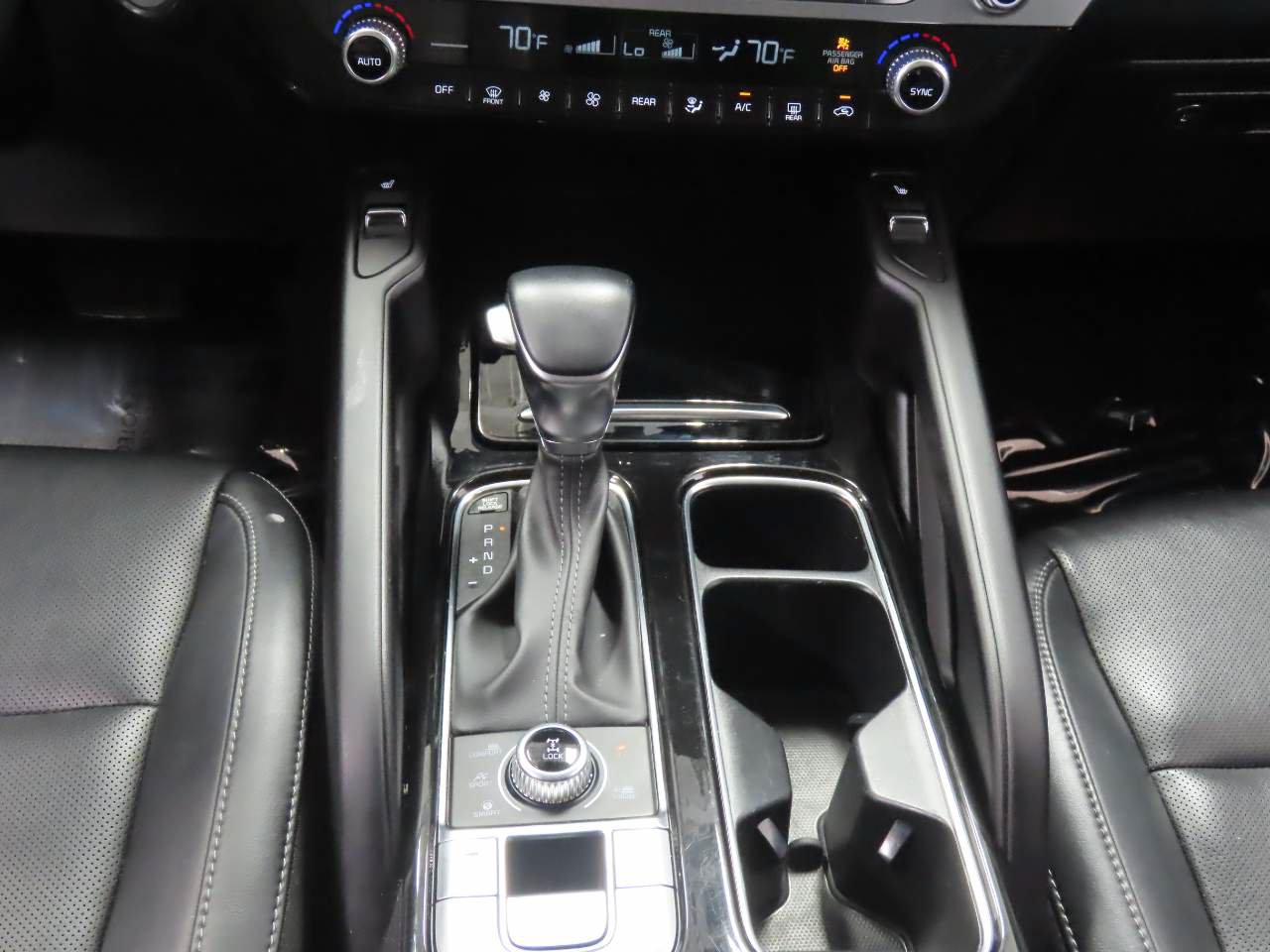 Used 2025 Kia Telluride S AWD/4WD image 12