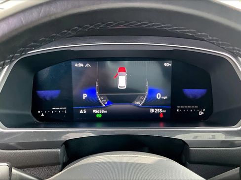 Used 2022 Volkswagen Tiguan SE R-Line AWD/4WD image 26