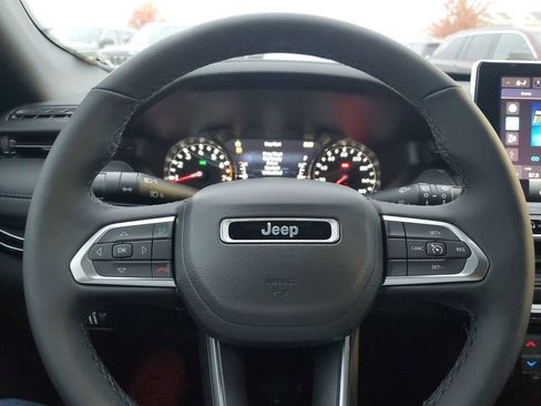 New 2026 Jeep Compass Latitude AWD/4WD image 21