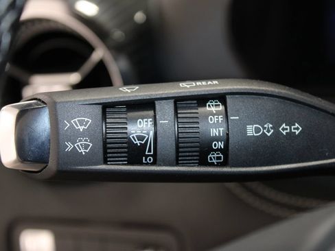 Used 2024 Chevrolet Blazer EV LT AWD/4WD image 18