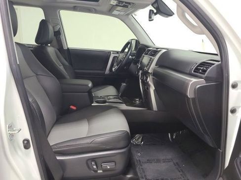 Certified 2024 Toyota 4Runner SR5 Premium w/ Moonroof Package AWD/4WD image 17