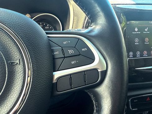 Used 2021 Jeep Compass Latitude w/ Sun and Sound Group AWD/4WD image 43