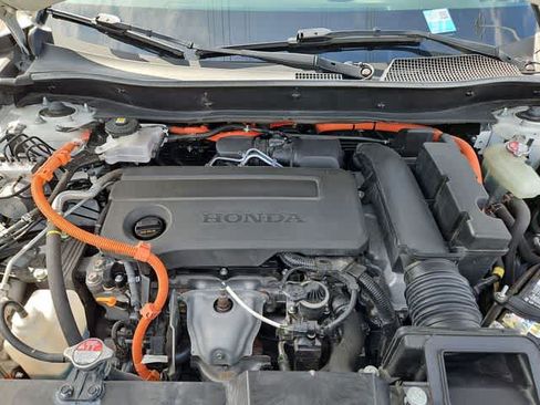 Used 2024 Honda CR-V Sport image 12