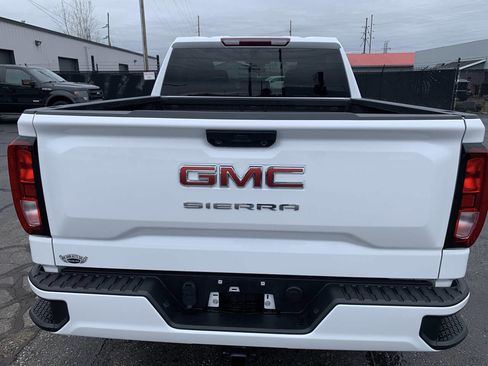 Used 2023 GMC Sierra 1500 Pro w/ Graphite Edition AWD/4WD image 7