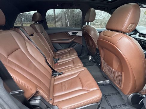 Used 2019 Audi Q7 2.0T Premium w/ Convenience Package image 14